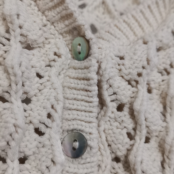 Zara Crochet Crop top - Picture 3 of 7